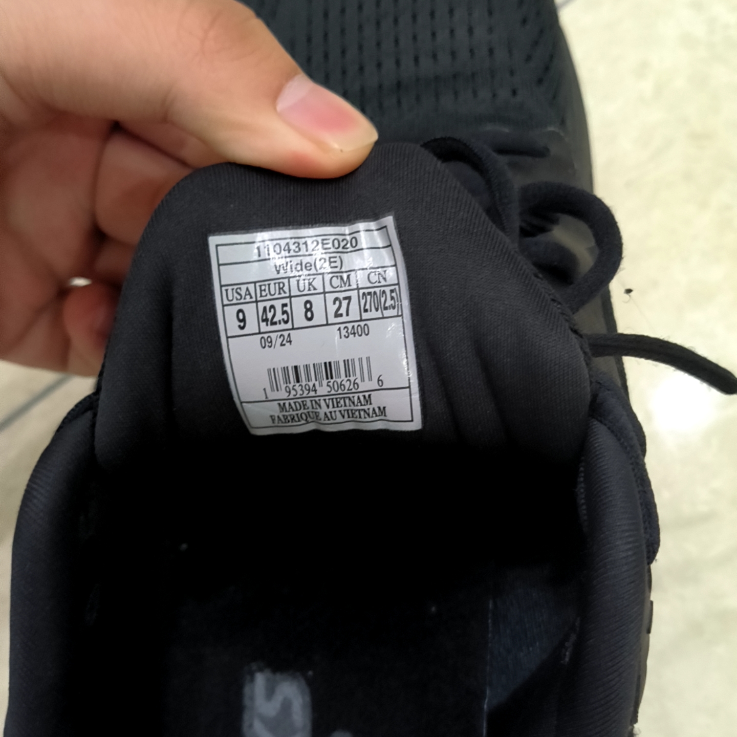 Ghost By Brooks：Authentic vs Fake Guide - POIZON