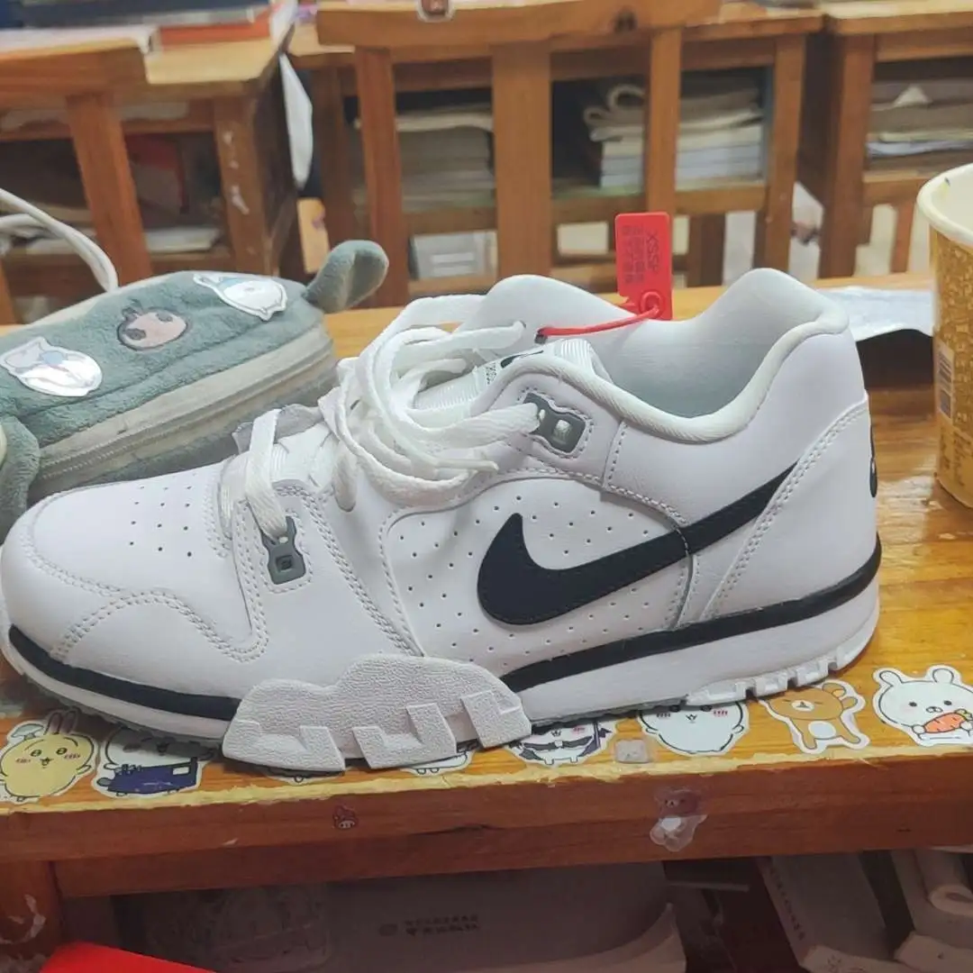 Nike Cross Training Low Authenticity Check：How to Spot a Fake