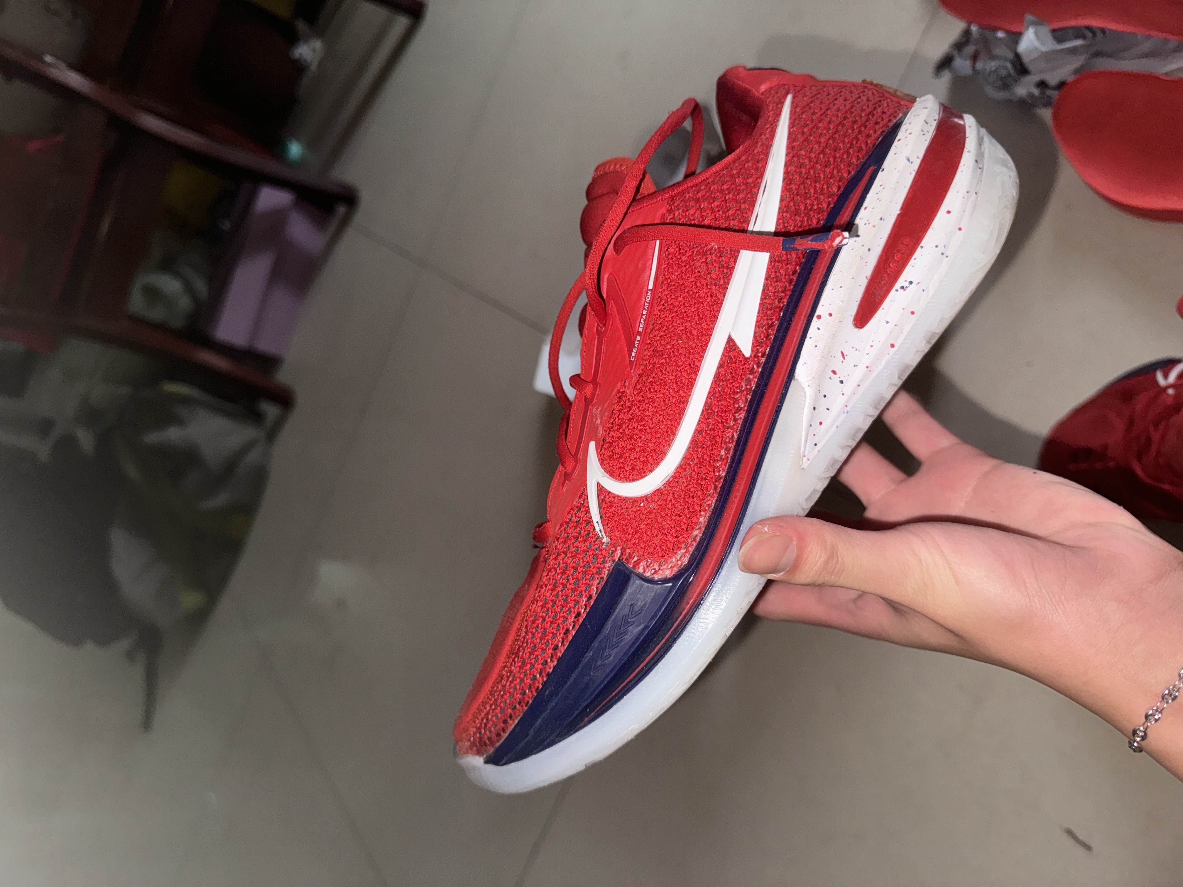 Nike Gt Cuts 1 Authenticity Check：Expert Guide (2025) - POIZON