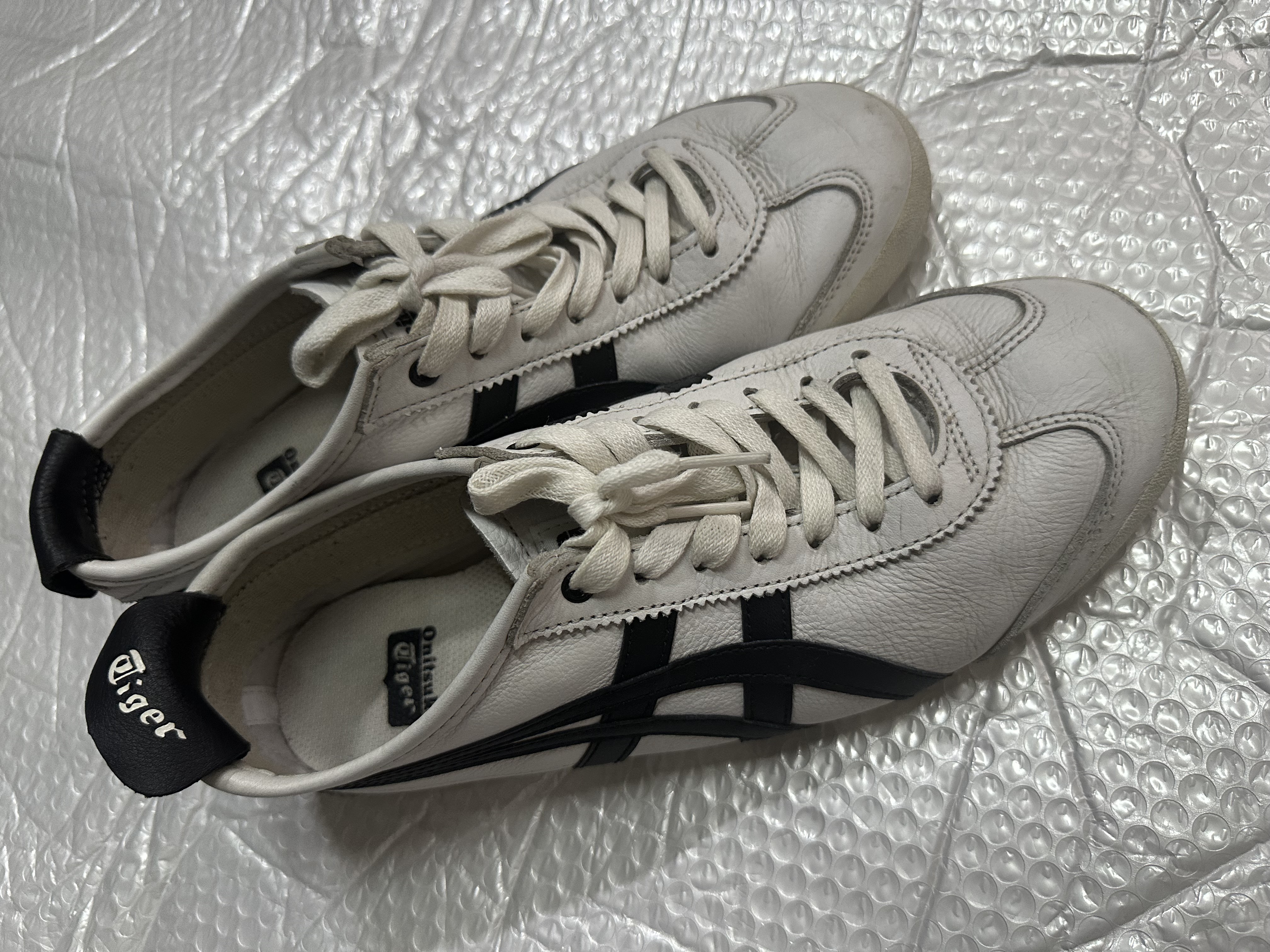 Asics Shoes Onitsuka Tiger Sneakers：How to Spot Fakes (2025) - POIZON