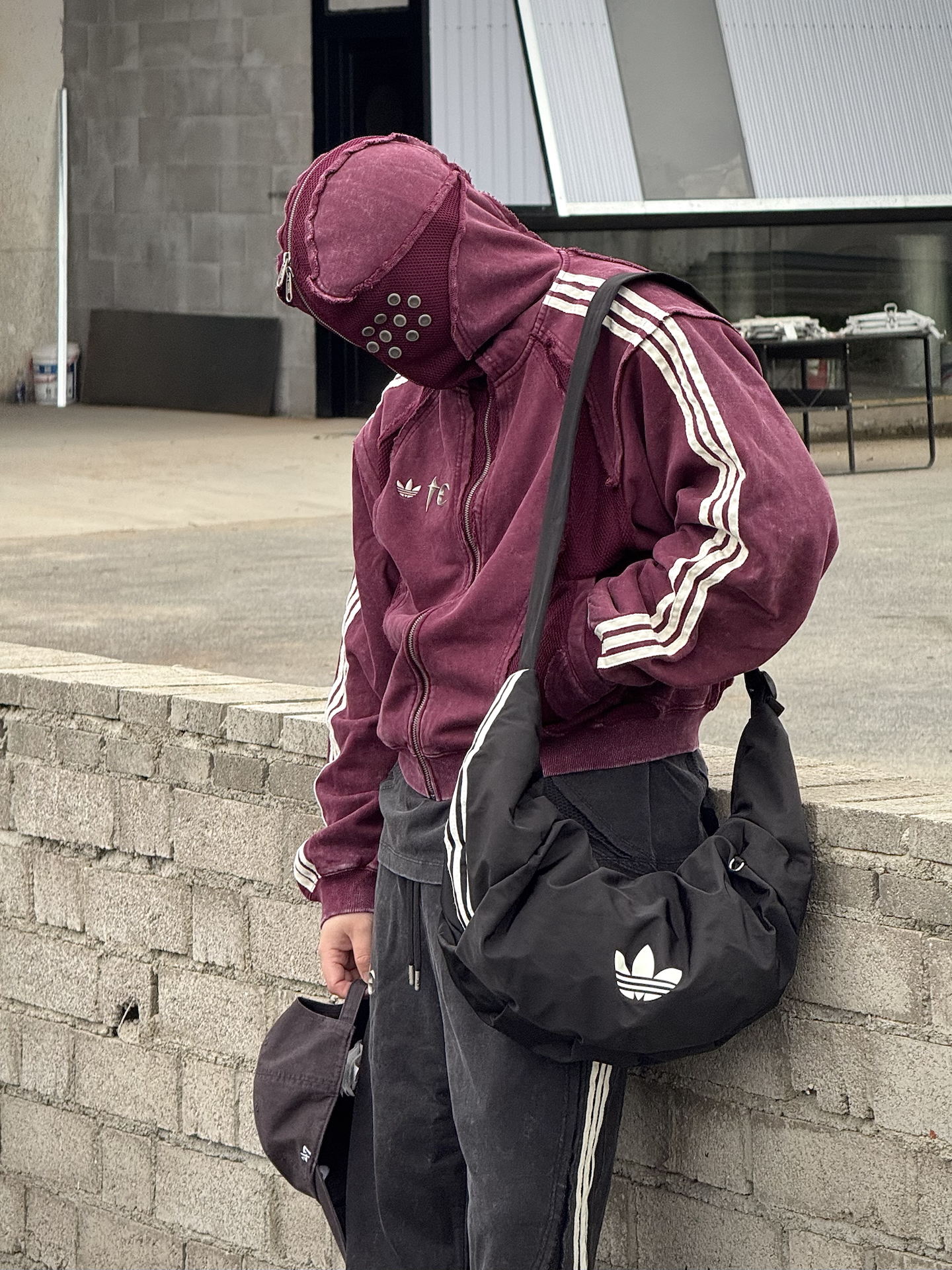 Adidas Originals x THUG CLUB Свитшоты с рукавом-трубкой умеренный