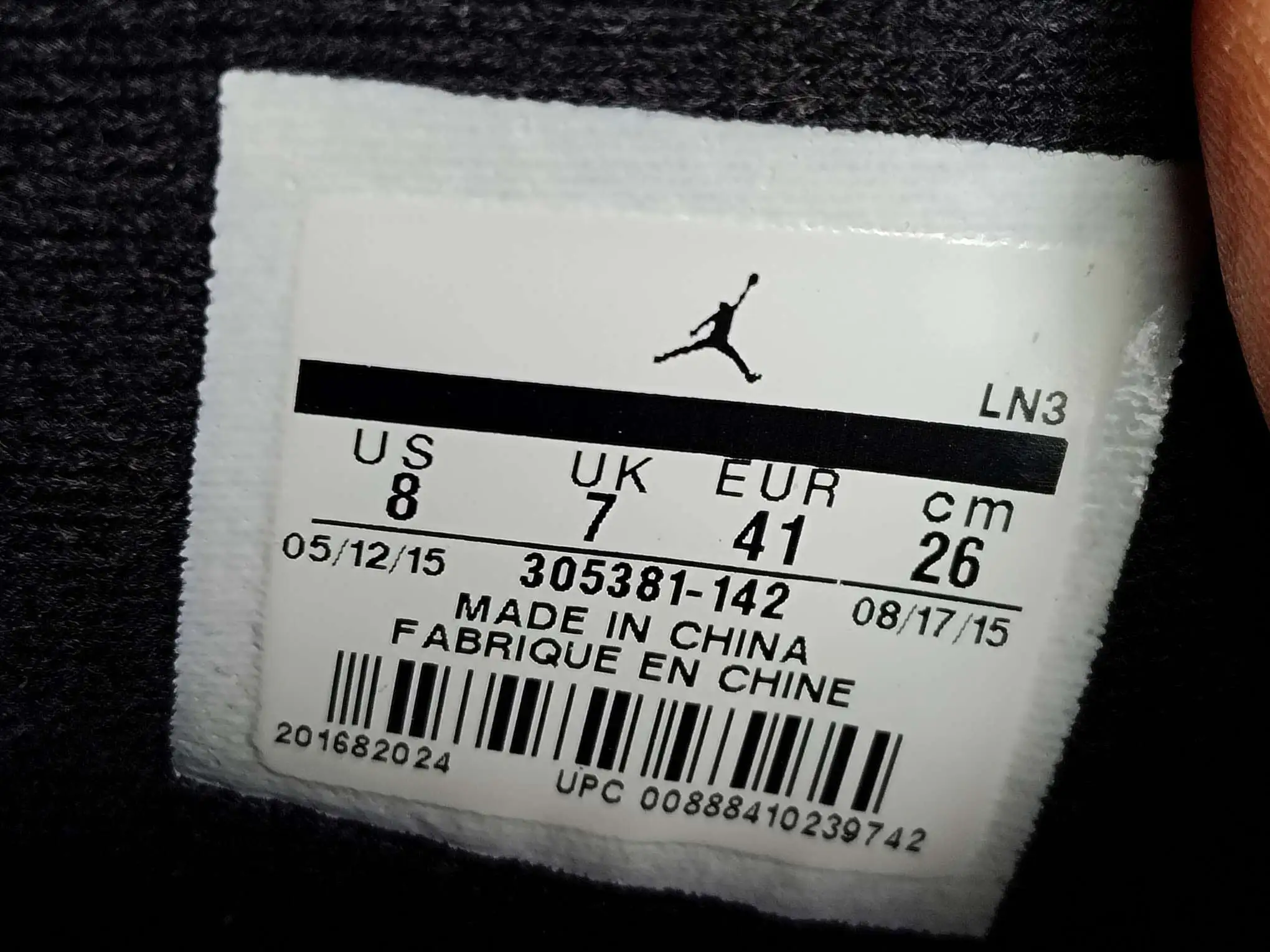 Jordan Shoe Inner Label Tag in White and Black Retro Jordan 4 White Cement：Real vs Fake Guide - POIZON main image 2
