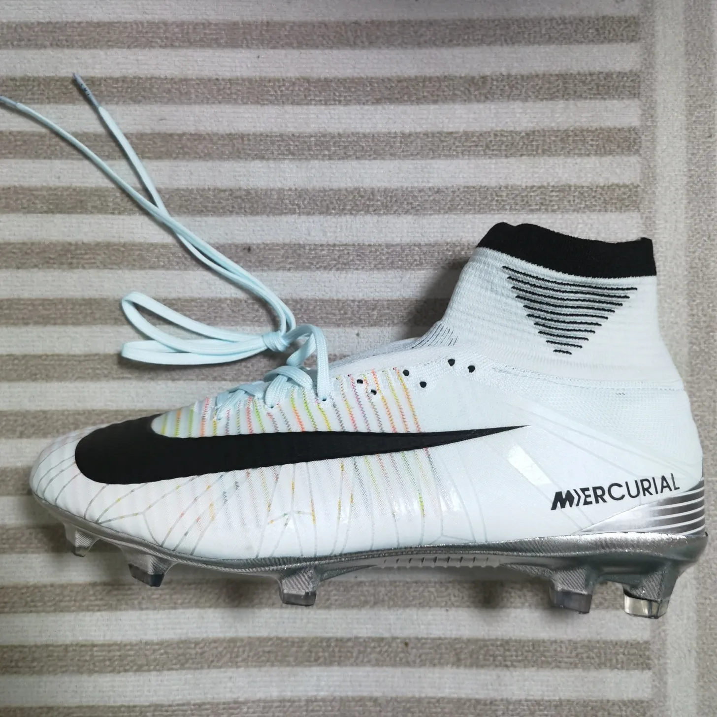 Nike Mercurial Superfly 5 Cr7：Real vs Fake Guide - POIZON