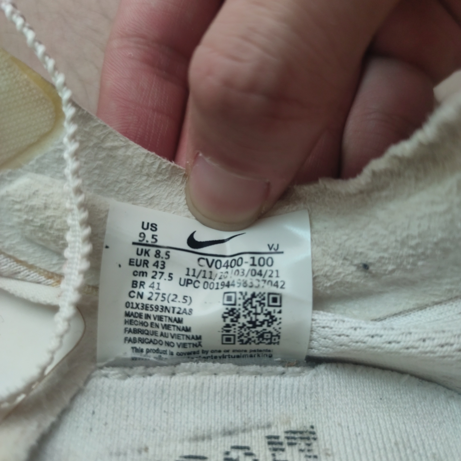 How to Spot Fake：Nike Zoomx Dragonfly Spikes - POIZON