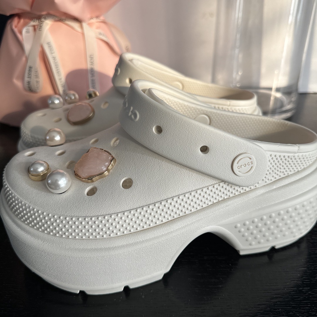 Real vs Fake：Iconic Crocs Comfort Women's Authenticity Check