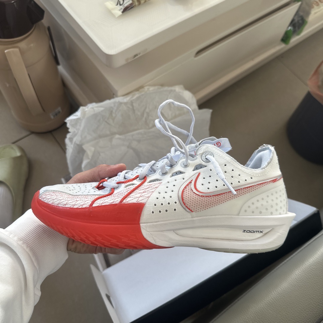 How to Spot Fake：Nike Red Wrestling Shoes Authenticity Check - POIZON