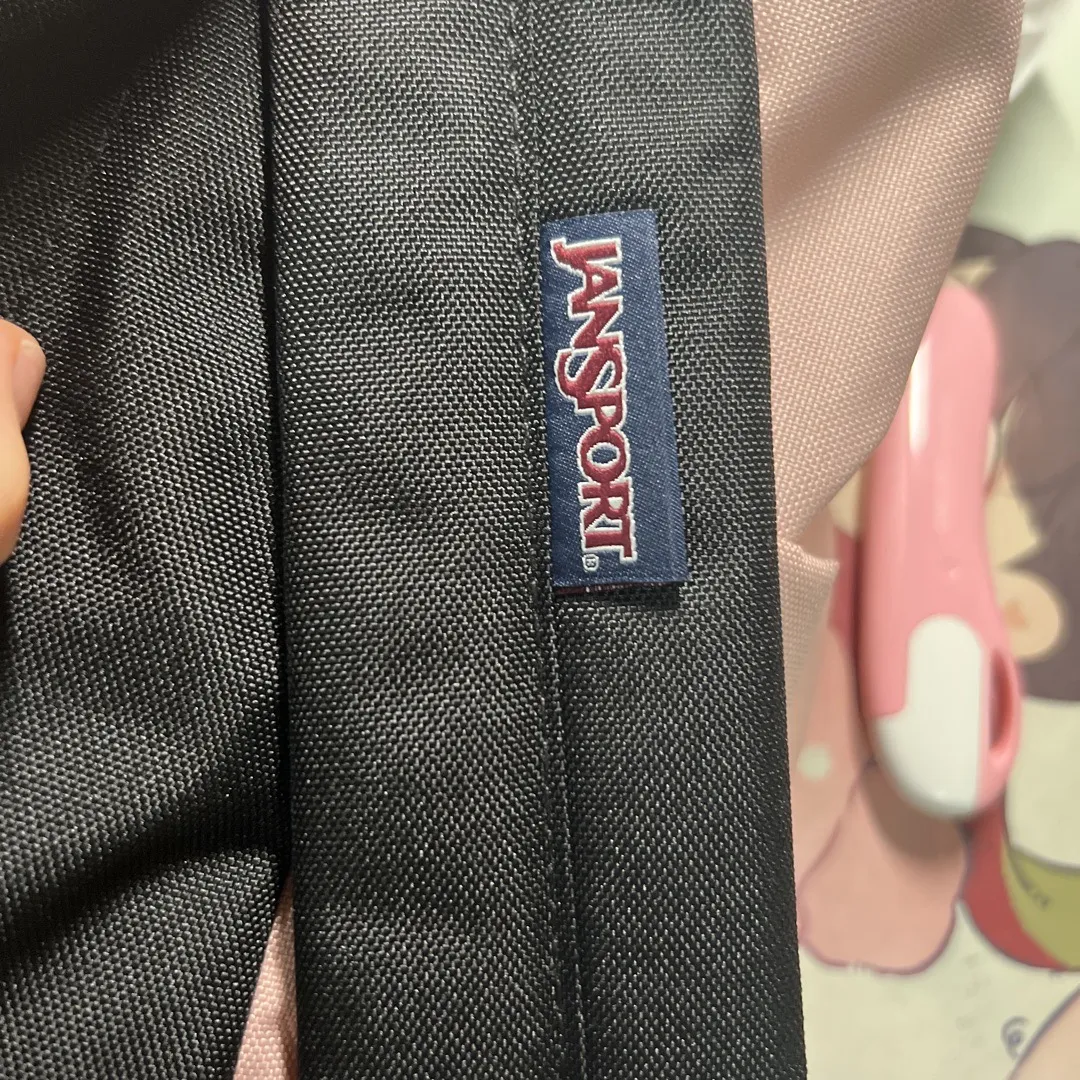 original jansport bag vs fake Real vs Fake：Jansport Hatchet Backpack Authenticity Check (2025)