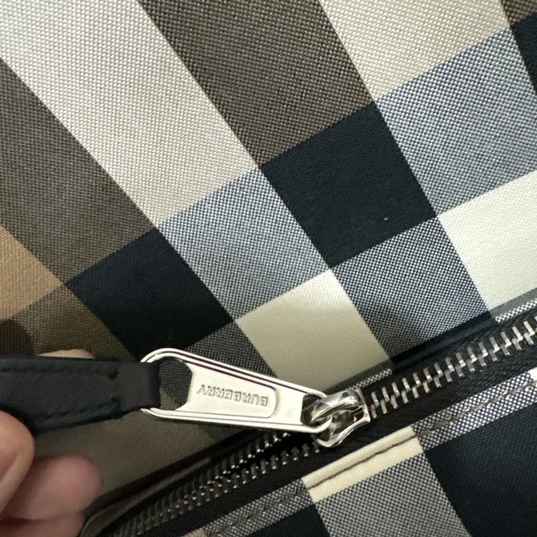 lululemon black everywhere bag Everywhere Crossbody Bag 2L *Metal Hardware | Men's Bags,Purses,Wallets